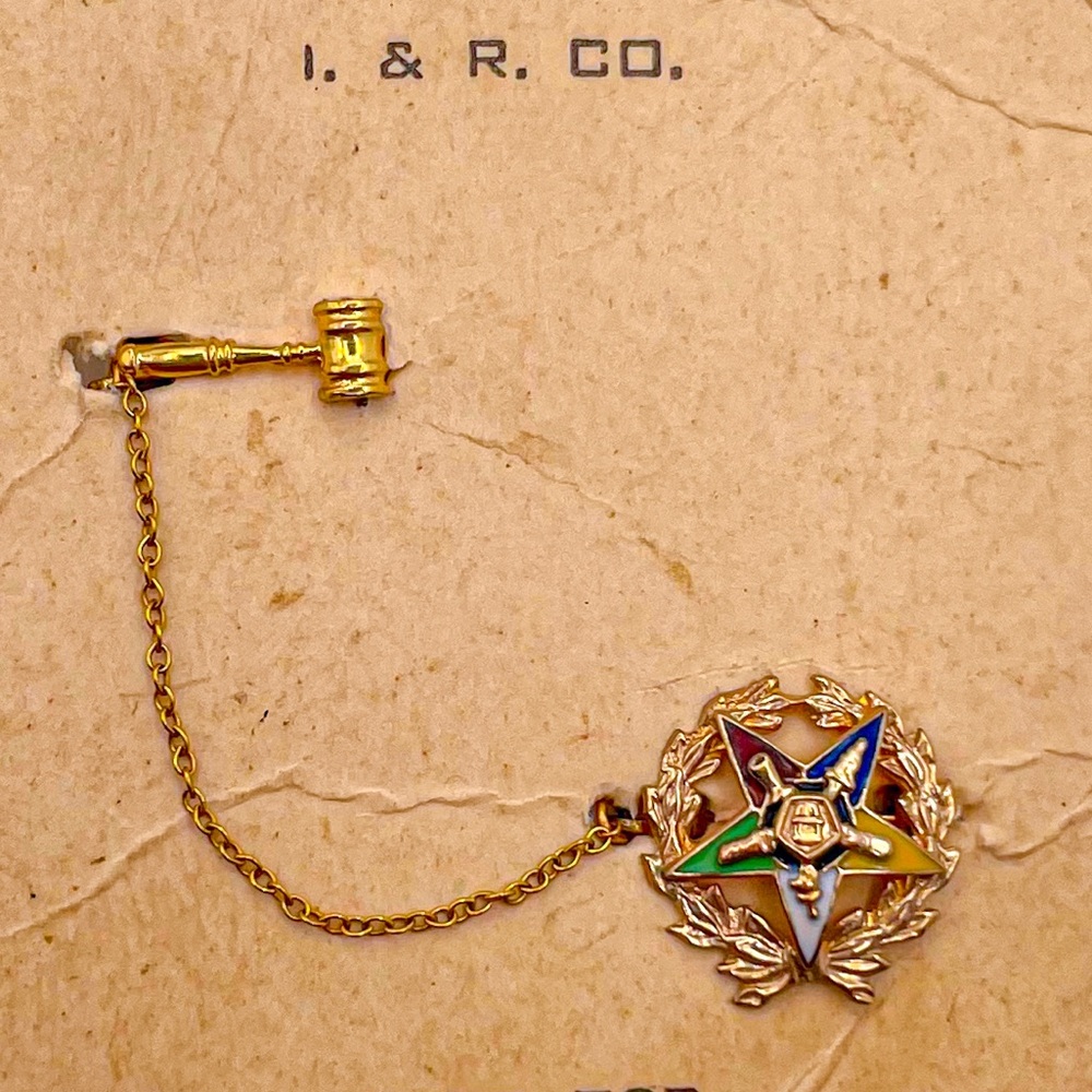 Vintage 1940’s 10k Gold Masonic Eastern Star Enamel Pin Gavel on Original Paper